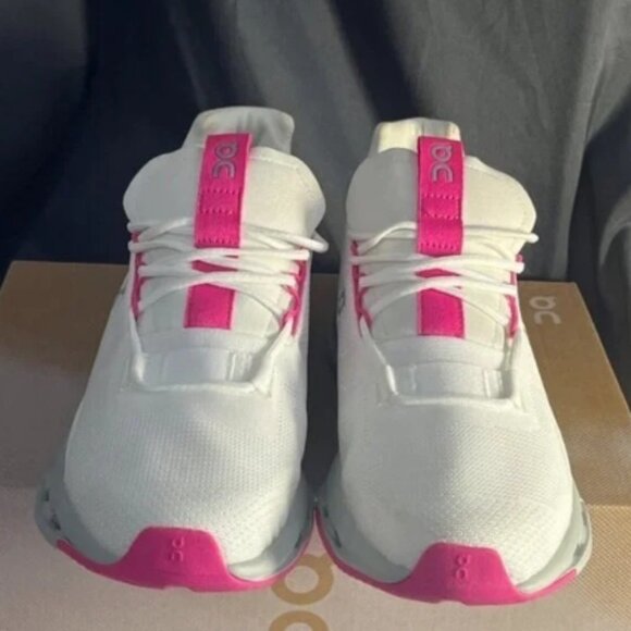 New On Cloud Cloudnova "Barbie" Women Pink Shoes White - Picture 4 of 6